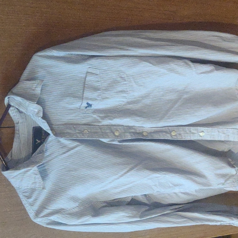 Mens Medium American Eagle Button Down